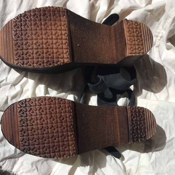 Snadgren’s women’s leather clogs brand new never worn perfect condition. - Picture 3 of 5